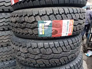 265/75r16 Armstrong Tyre (Tru-Trac a/T) Made Thailand Strong