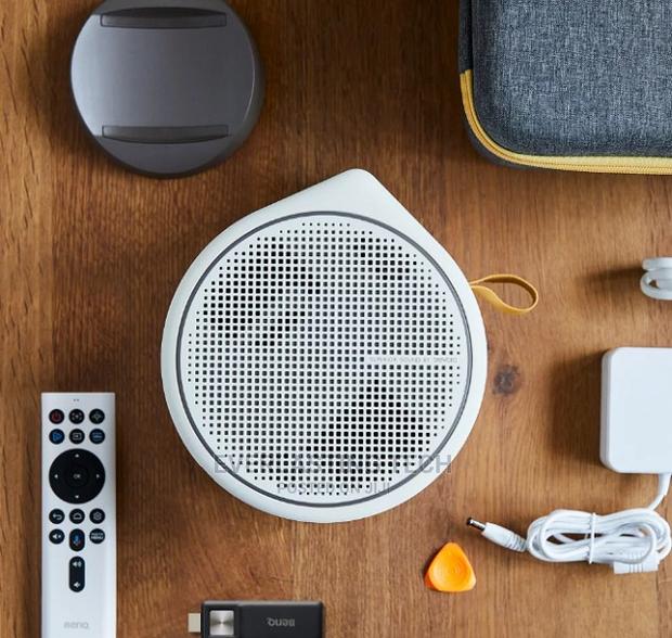 Benq GV30 DLP Portable Smart Projector - thumbnail 3