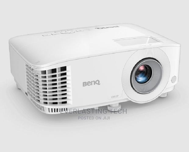 Benq MH560 DLP Projector - main view