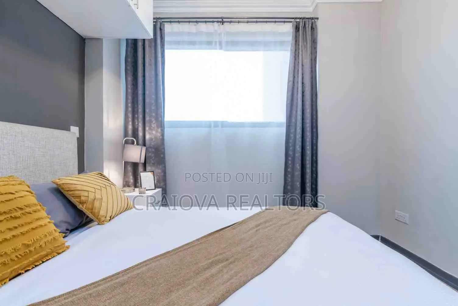 2bdrm Apartment in Gateway Mall Area for Sale