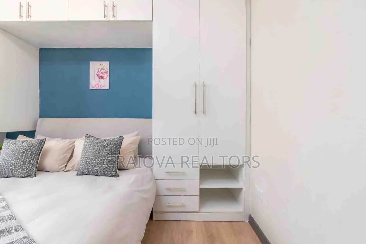 2bdrm Apartment in Gateway Mall Area for Sale