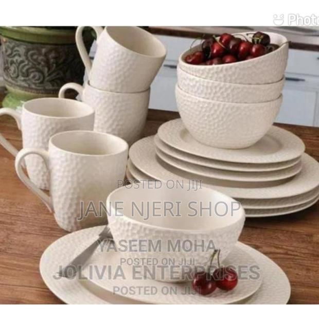 24 Pieces Dinner Set - main view