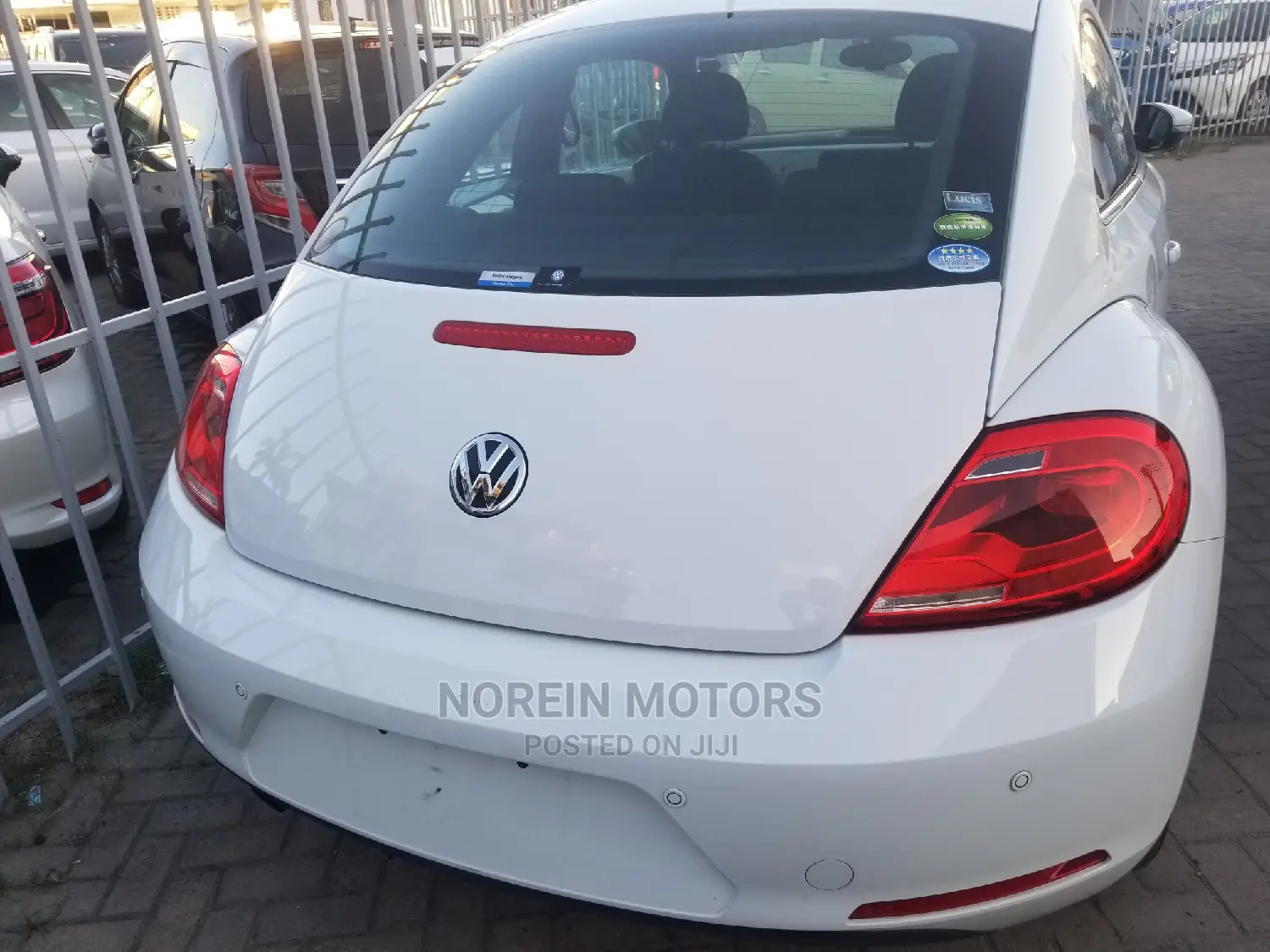 Volkswagen Beetle 2015 White