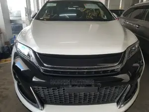 Toyota Harrier 2.0 4WD 2015 White