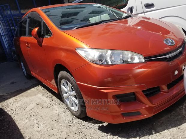 Toyota Wish 2016 Orange