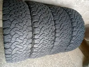 Second Hand Tires Sizes 265/65r17 A/T Bf Goodrich.