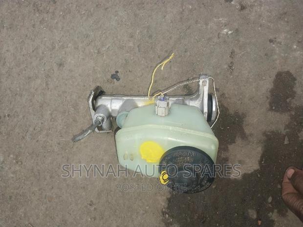 Brake Master Cylinder Landcruiser 79 - thumbnail 2