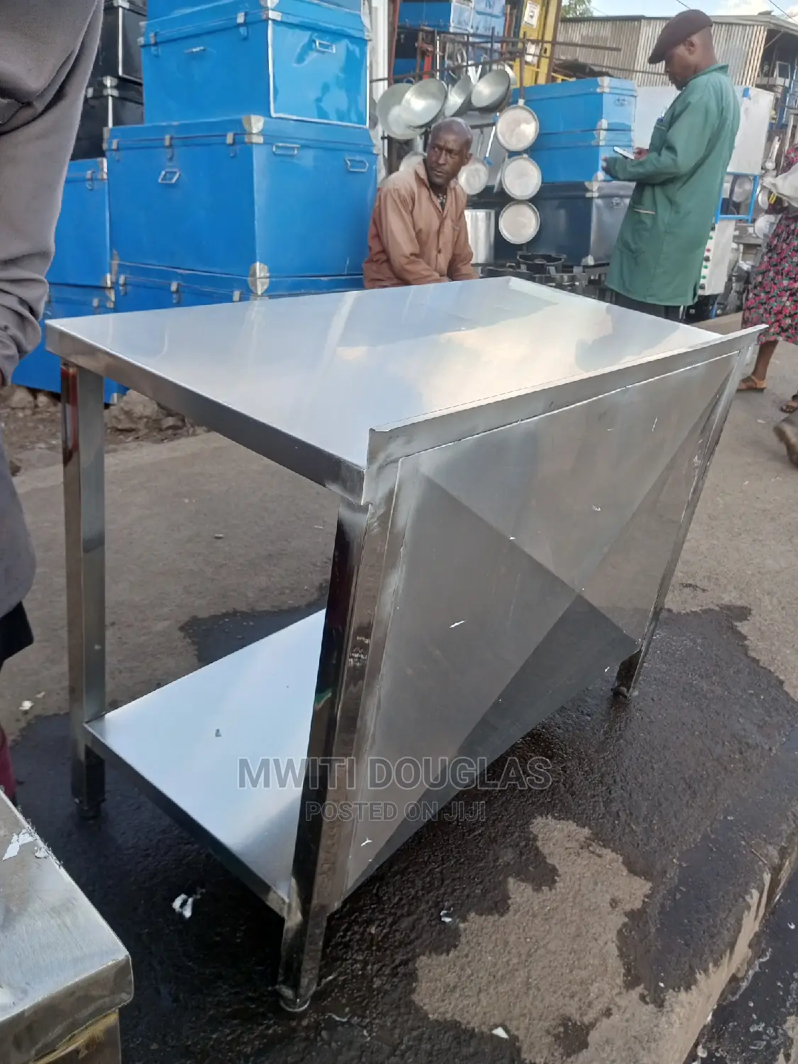 Closed Working Table
