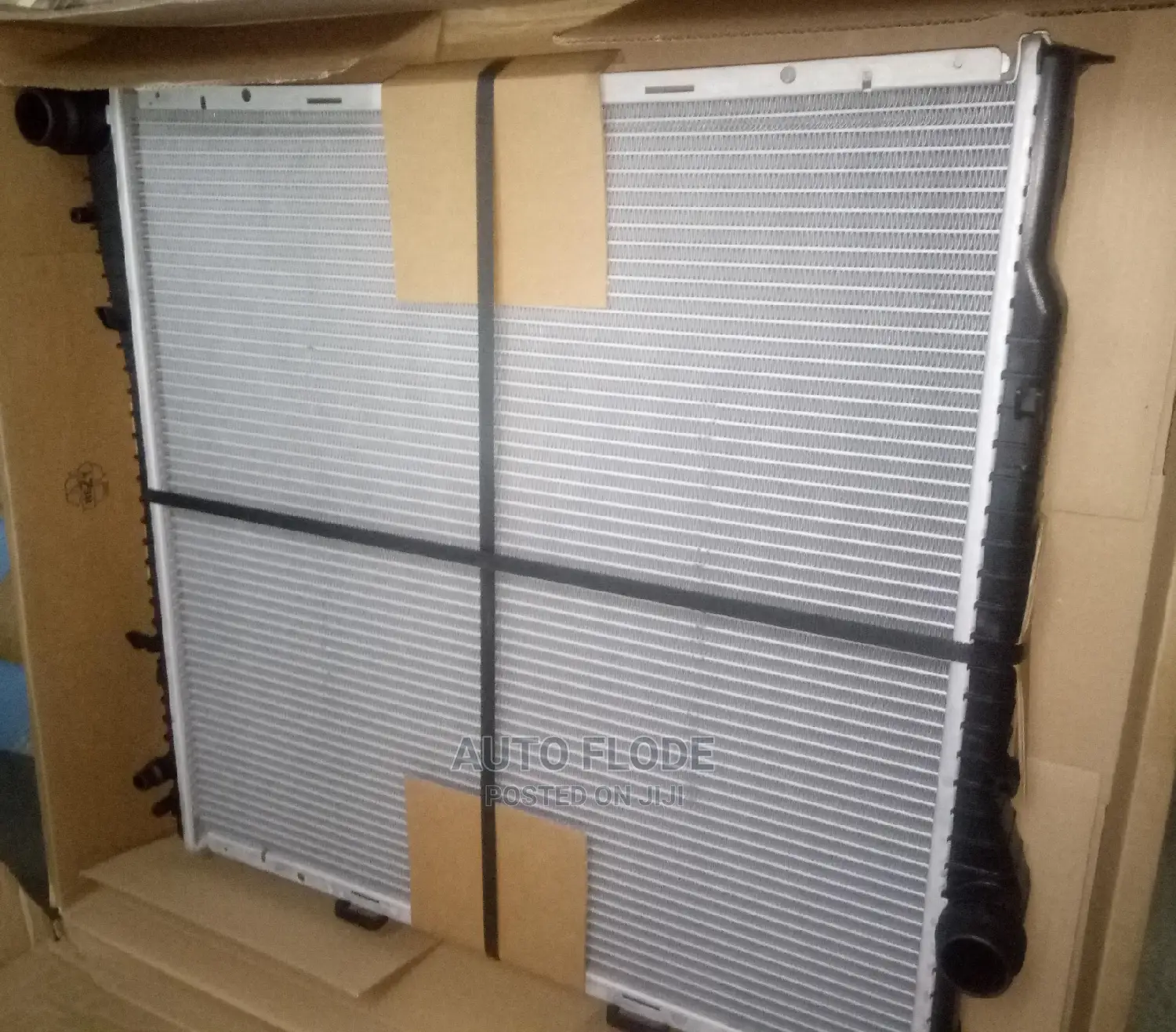 BMW Radiator X5 E53.
