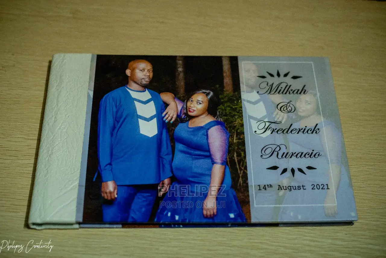 Photobooks/Photo Albums