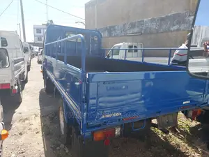 Toyota Dyna 2000cc Petrol Manual