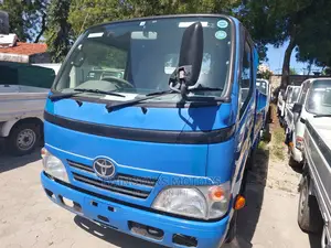 Toyota Dyna 2000cc Petrol Manual