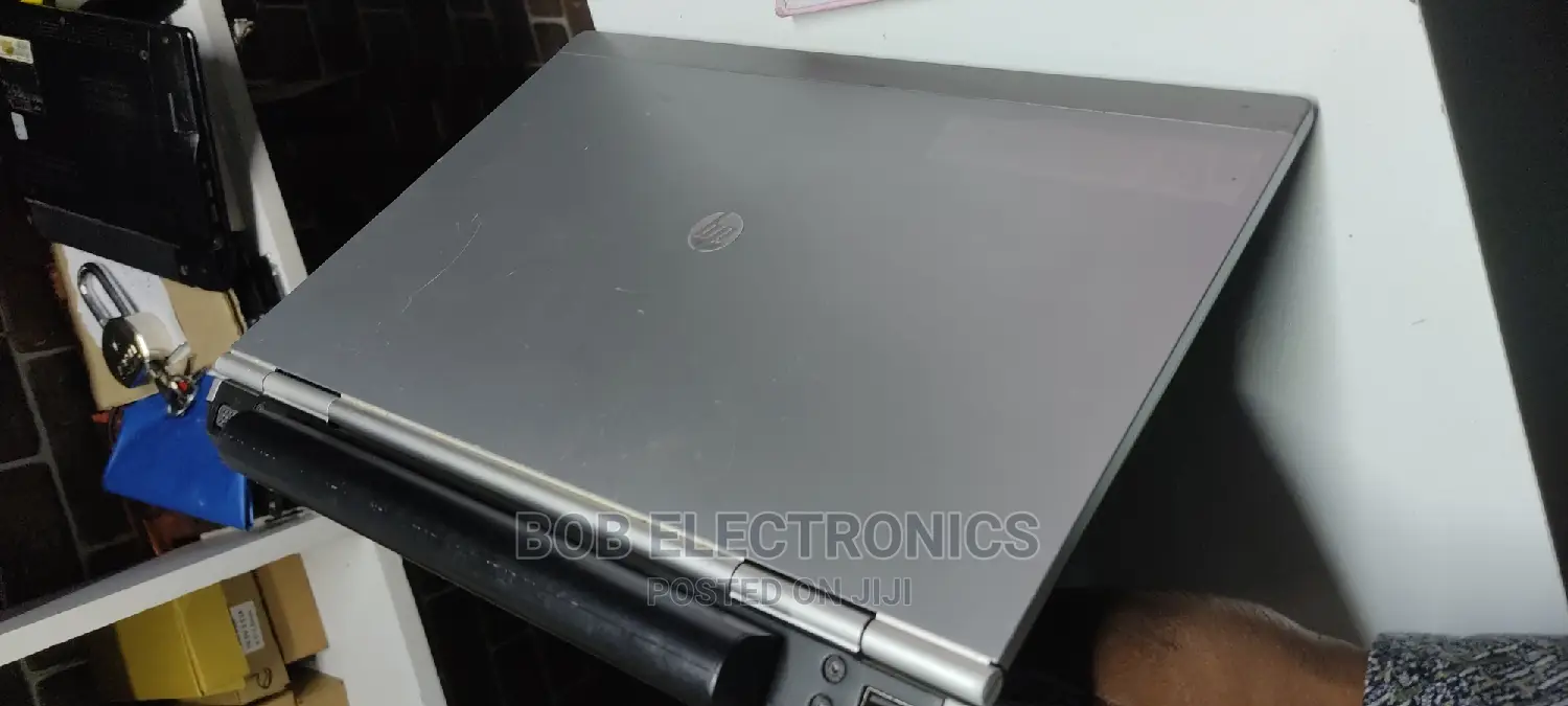 Laptop HP 17-3000 4GB Intel Celeron HDD 320GB