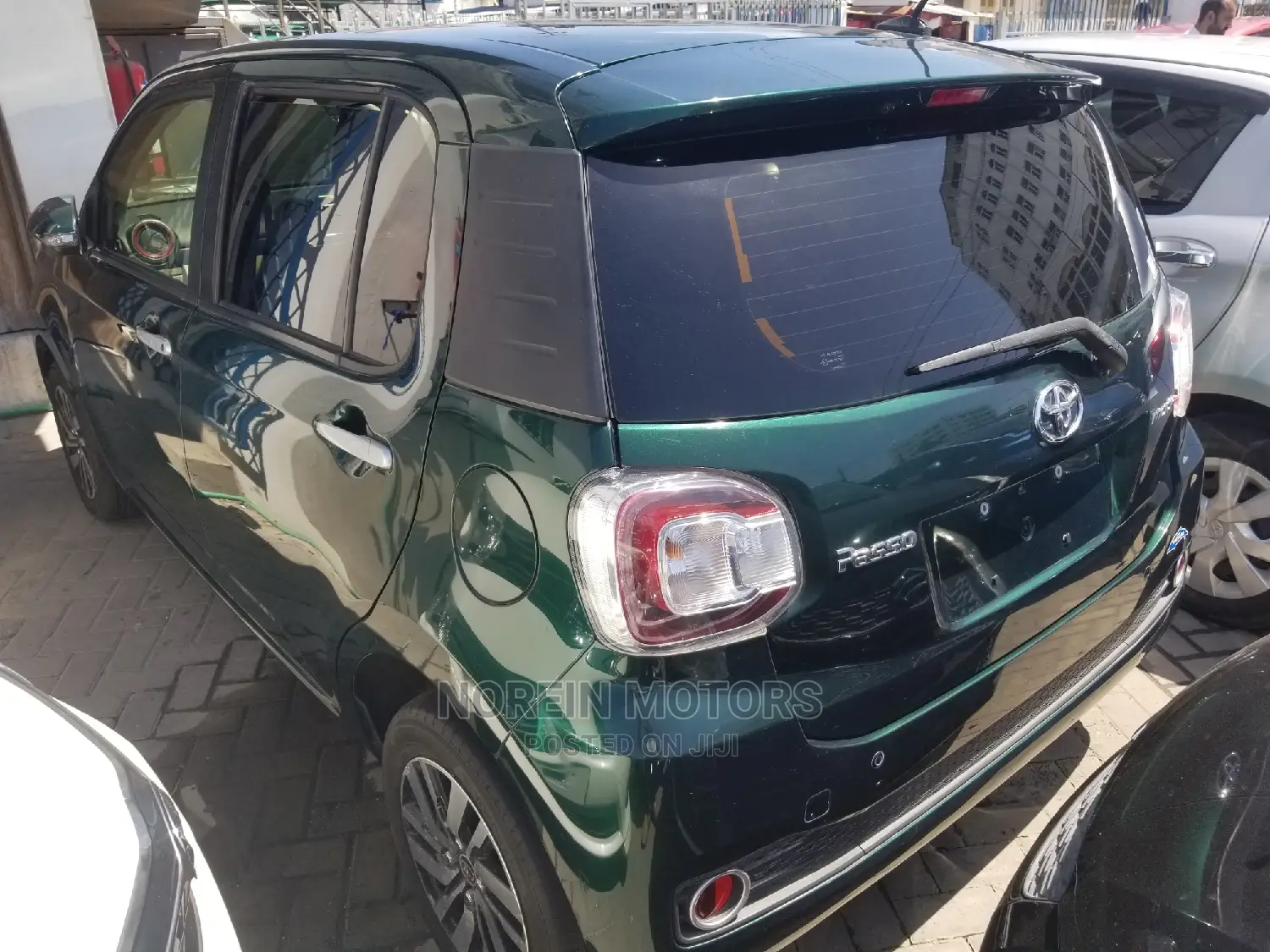 Toyota Passo 1.0 FWD 2015 Green