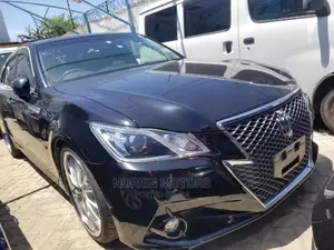 Toyota Crown Majesta 2.5 AWD Hybrid 2015 Black