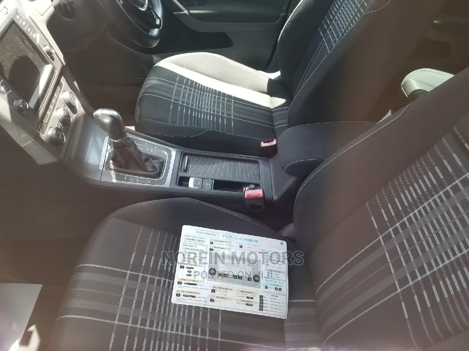 Volkswagen Golf 2015 Purple