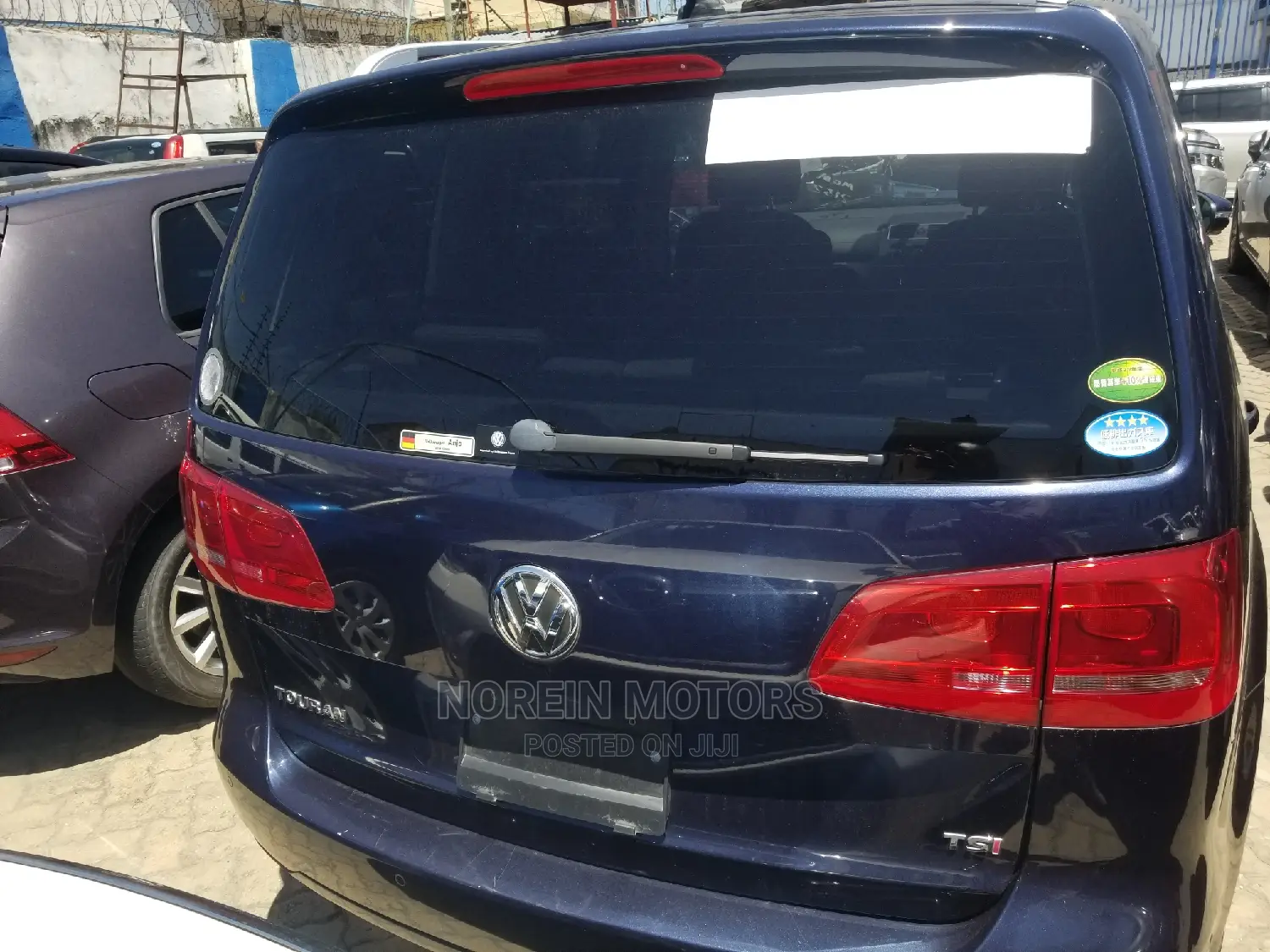 Volkswagen Touran 2015 Blue
