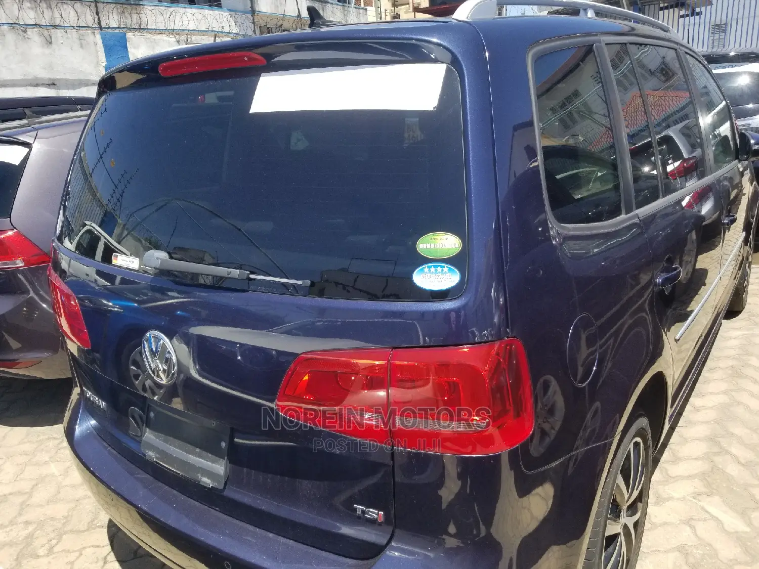 Volkswagen Touran 2015 Blue