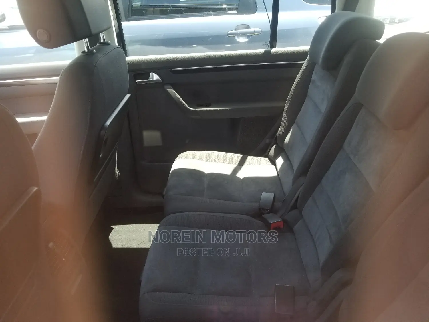 Volkswagen Touran 2015 Blue