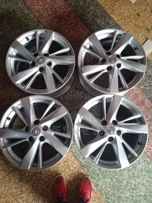16 Inch Nissan Original Rims Set (Tiwan)