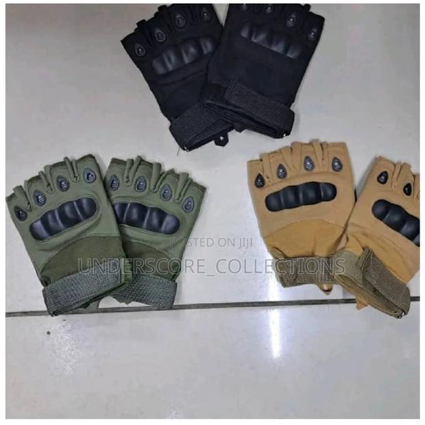 Gym or Work Out Gloves - thumbnail 3