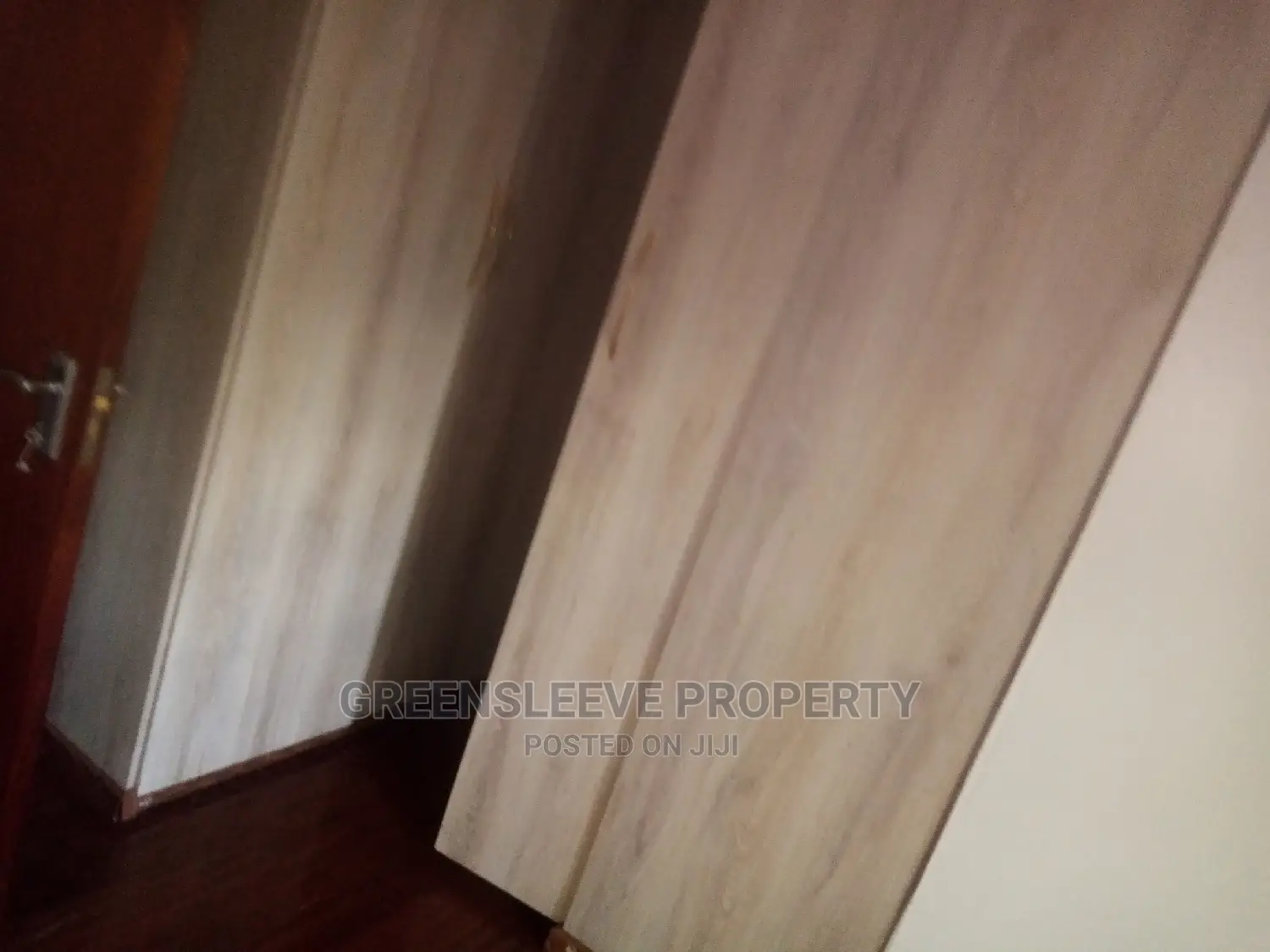 6bdrm Townhouse/Terrace in Karen Hardly Kisembe for sale