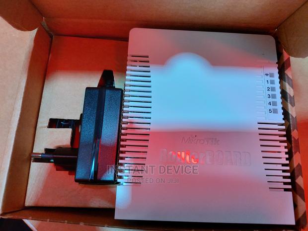Mikrotik Rb95ui-2hnd Router Switch - thumbnail 3