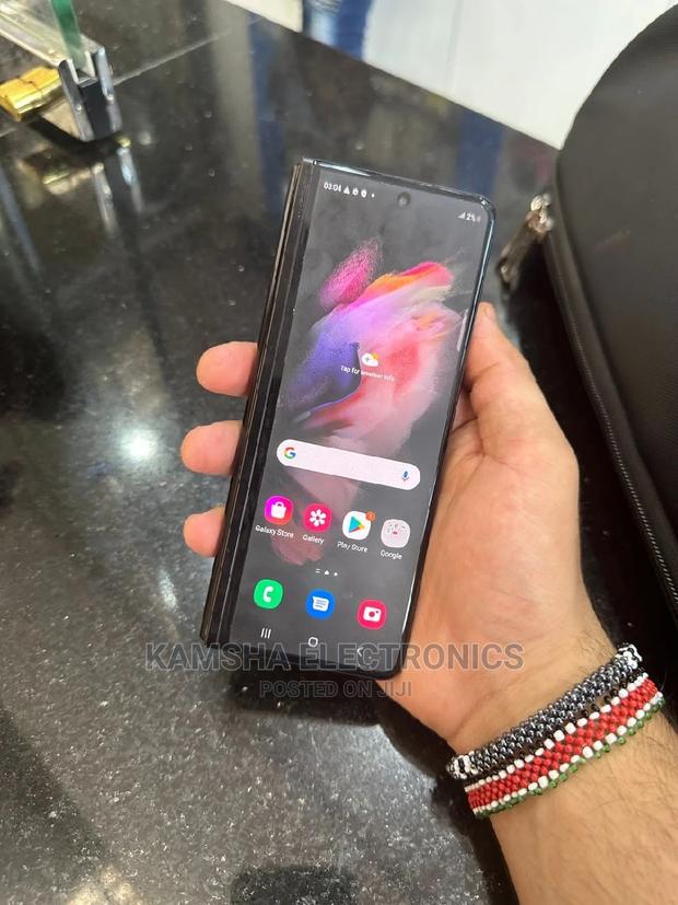 Samsung Galaxy Z Fold 3 512 GB Black - main view
