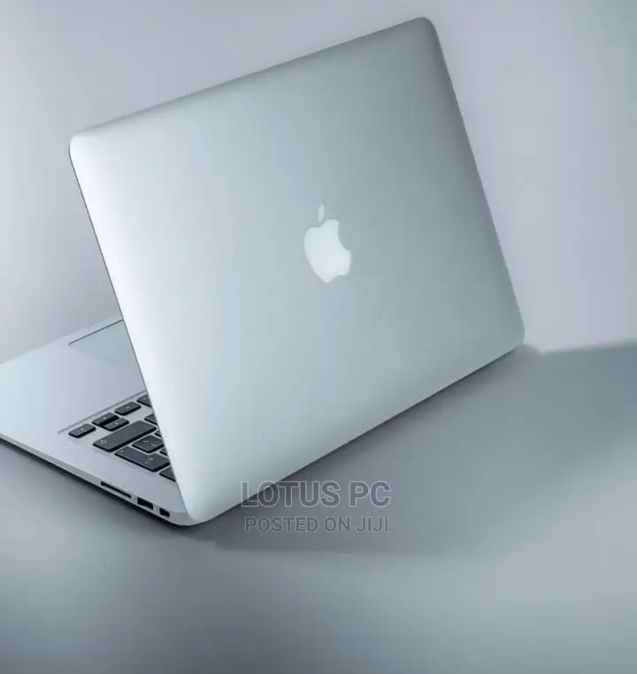 Laptop Apple MacBook Pro 2015 16GB Intel Core I7 SSD 256GB