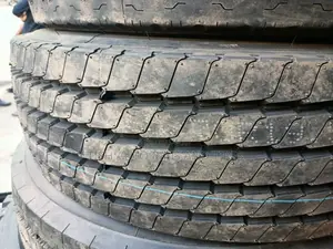 265/70r19.5 Blackhawk