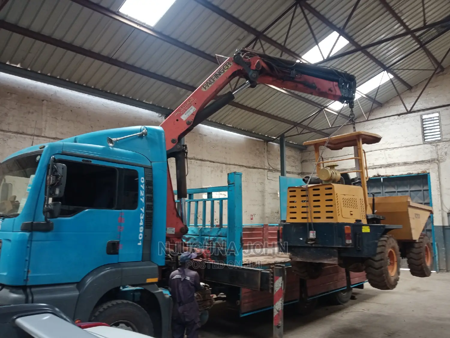 Hiab Crane Truck for Hire (Self Loading Lifting Truck)