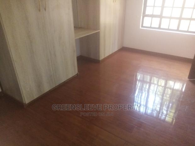 6bdrm Townhouse/Terrace in Kisembe, Hardy for sale - main view