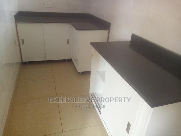 6bdrm Townhouse/Terrace in Kisembe, Hardy for sale - thumbnail 3