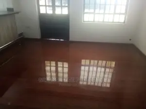 6bdrm Townhouse/Terrace in Kisembe, Hardy for sale