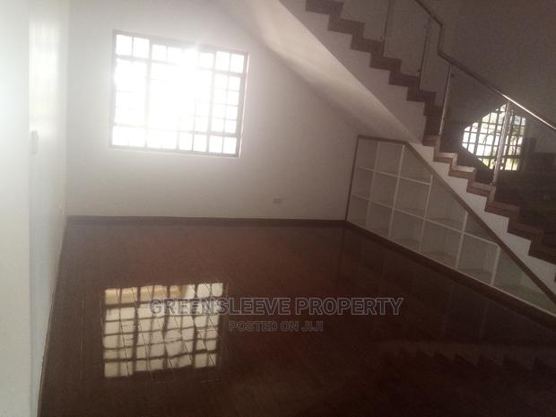 6bdrm Townhouse/Terrace in Kisembe, Hardy for sale - thumbnail 7