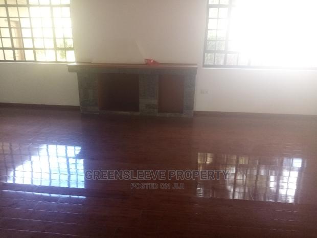 6bdrm Townhouse/Terrace in Kisembe, Hardy for sale - thumbnail 8