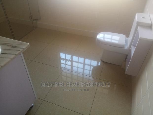 6bdrm Townhouse/Terrace in Kisembe, Hardy for sale - thumbnail 12