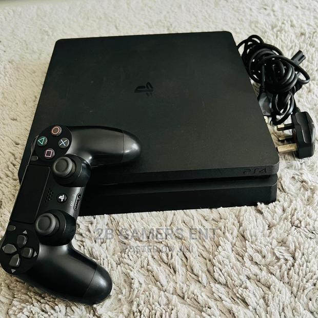Slim Play Station 4, 1 TB
