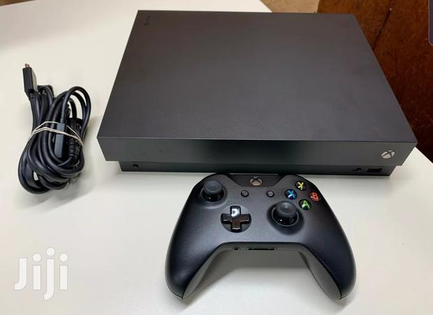 Xbox One X 1tb Can Be Confused as New - main view