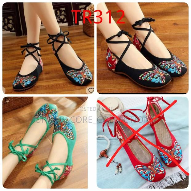 Executive Women Chinese Flat Shoes - main view