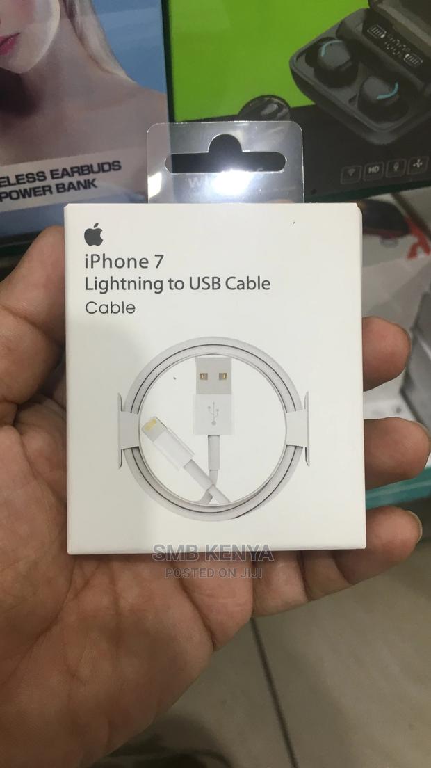 Genuine iPhone Charging Lightning Cable - thumbnail 2