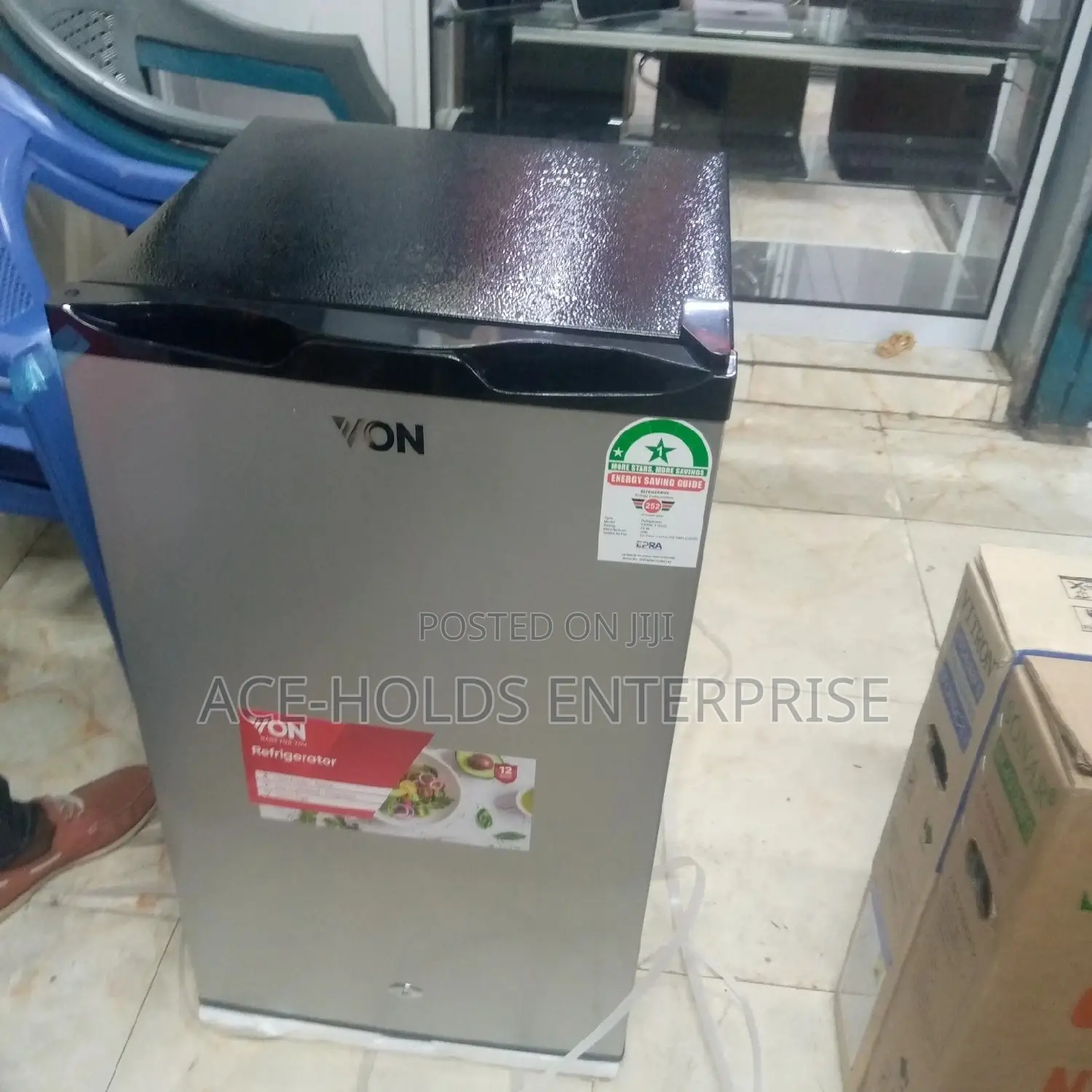 90L Von Mini Fridge, Brand New