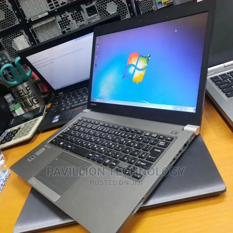 Laptop Toshiba Dynabook R634/M 4GB Intel Core I5 SSD 128GB