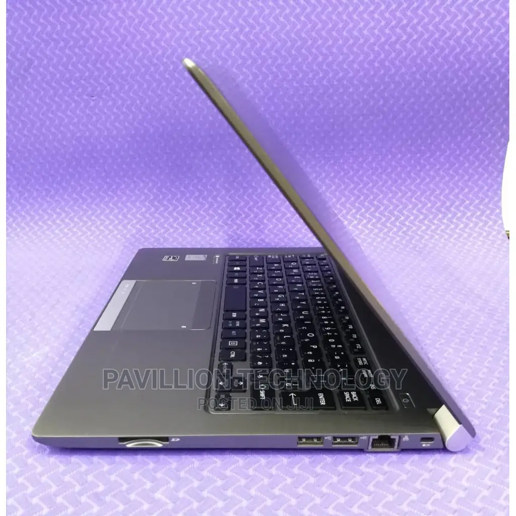 Laptop Toshiba Dynabook R634/M 4GB Intel Core I5 SSD 128GB