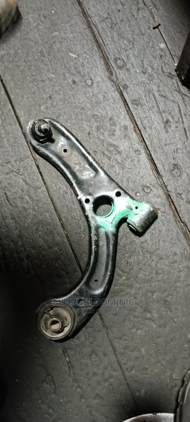 Control Arm Mira/Solio