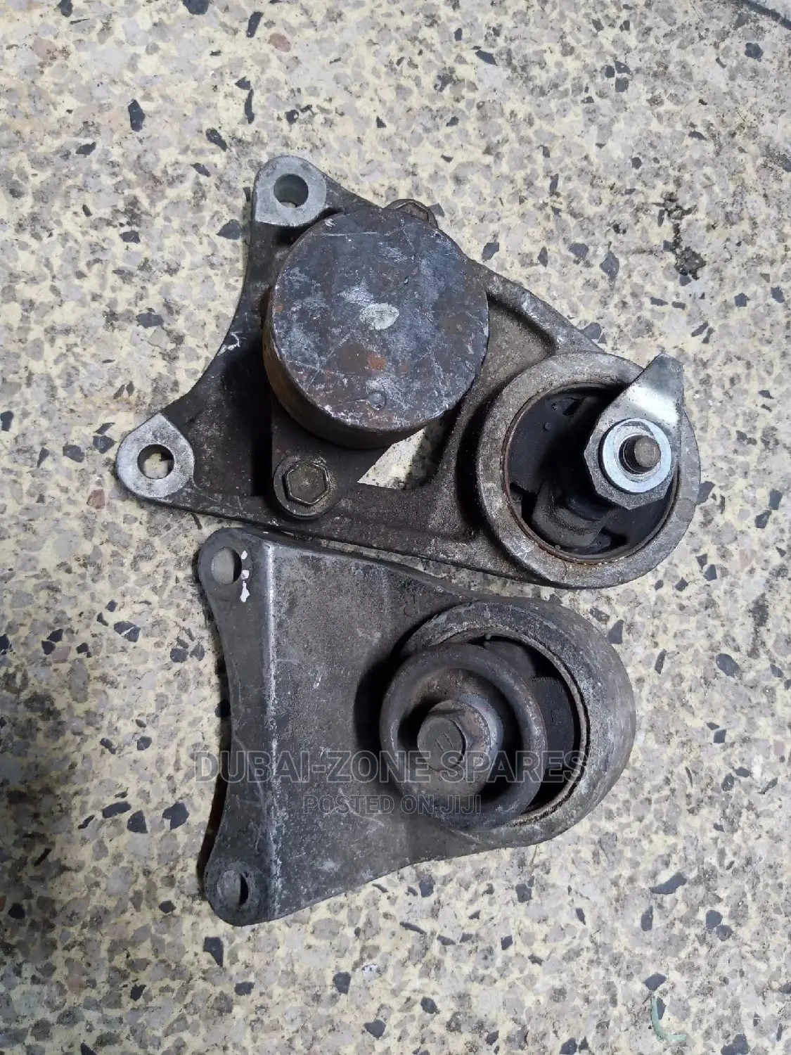 Differential Mounts Toyota Rav 4, Rumion, Vanguard.