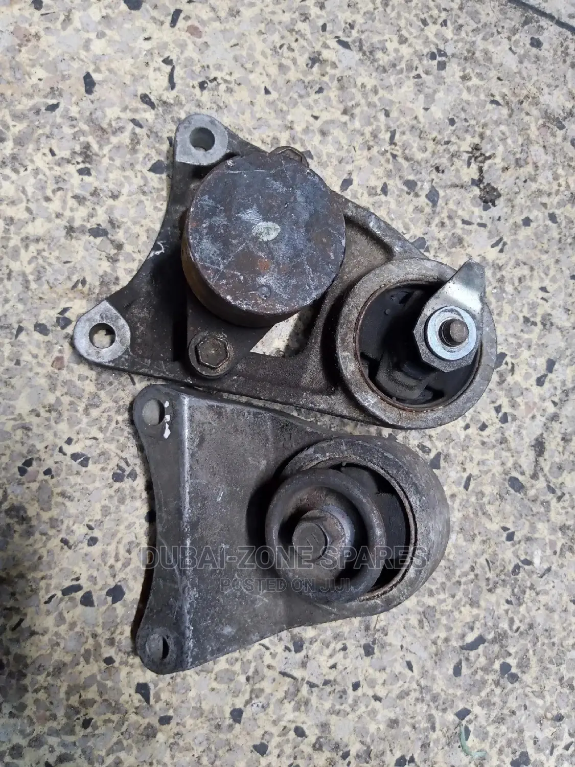 Differential Mounts Toyota Rav 4, Rumion, Vanguard.