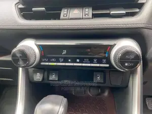 Toyota RAV4 2017 Blue