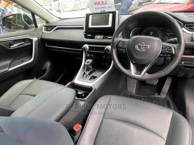 Toyota RAV4 2017 Blue - thumbnail 7