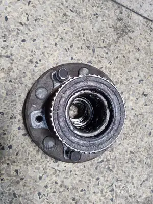 Front Wheel Hub Prado Land Cruiser Vx,79.